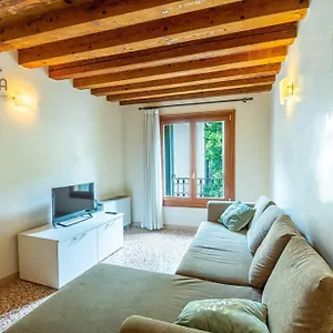 Vittoria Apartments: Palladio 2 Apartment Vicenza